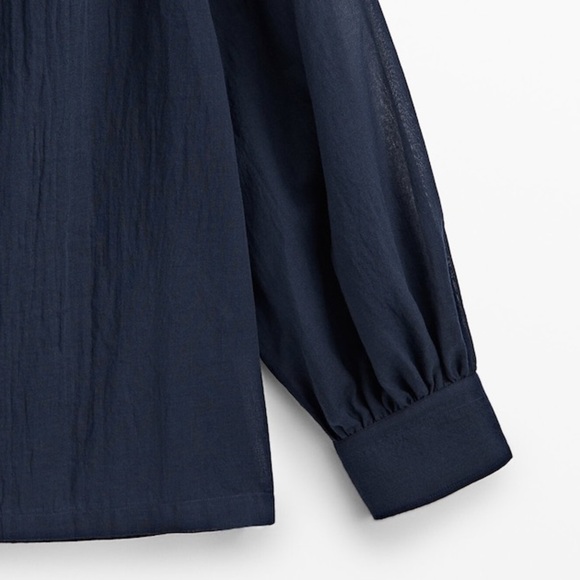 NWT. Massimo Dutti Navy Blue Cotton Voile Blouse with Gathered Details. Size S. - Picture 8 of 11